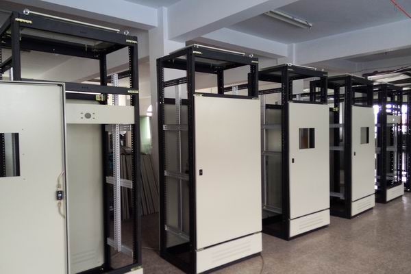 渭滨控制柜-3683厂家控制柜检修需要注意的